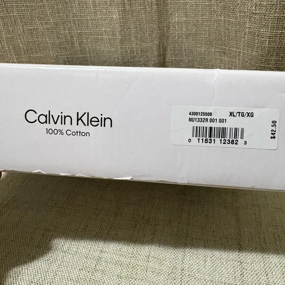 NEW | Calvin Klein Black Crew Neck T-Shirt 4 Pack | Size XL - Picture 4 of 5